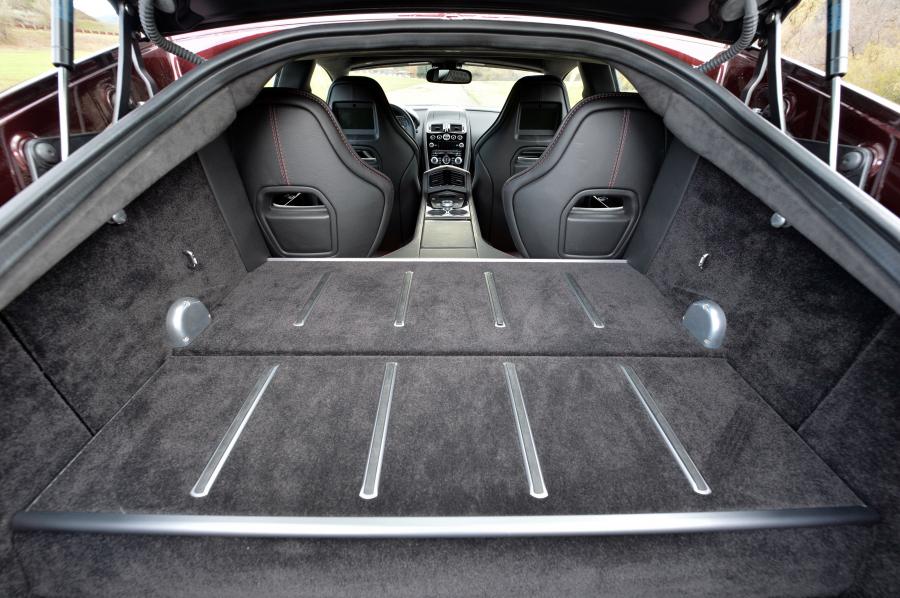 Багажник Aston Martin Rapide S 2013 года  (NA) (фото 94 из 94)